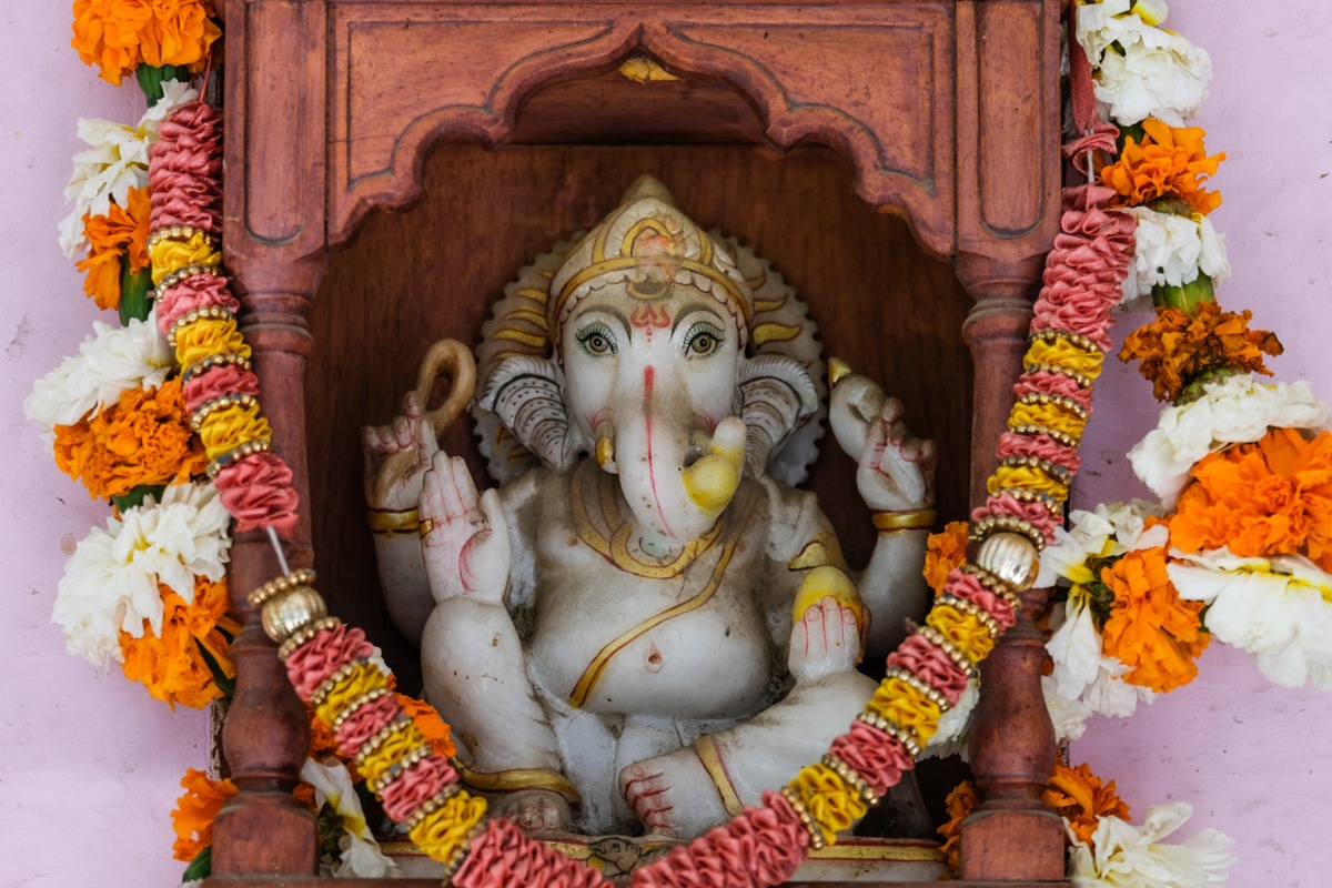 Artographie – Ganesha Statue – Art Print on Paper or Canvas