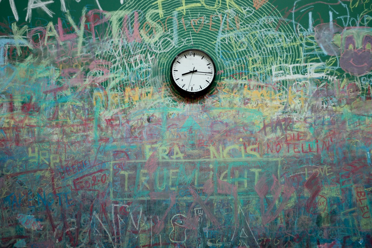 Artographie – Time to Go – Art Print on Paper or Canvas